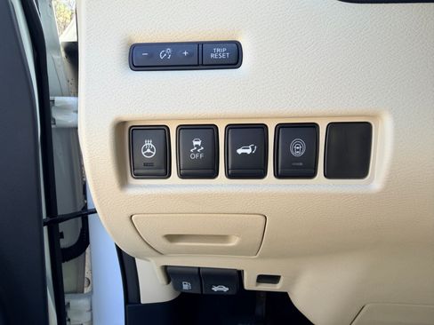 Used 2024 Nissan Murano SL AWD/4WD image 24