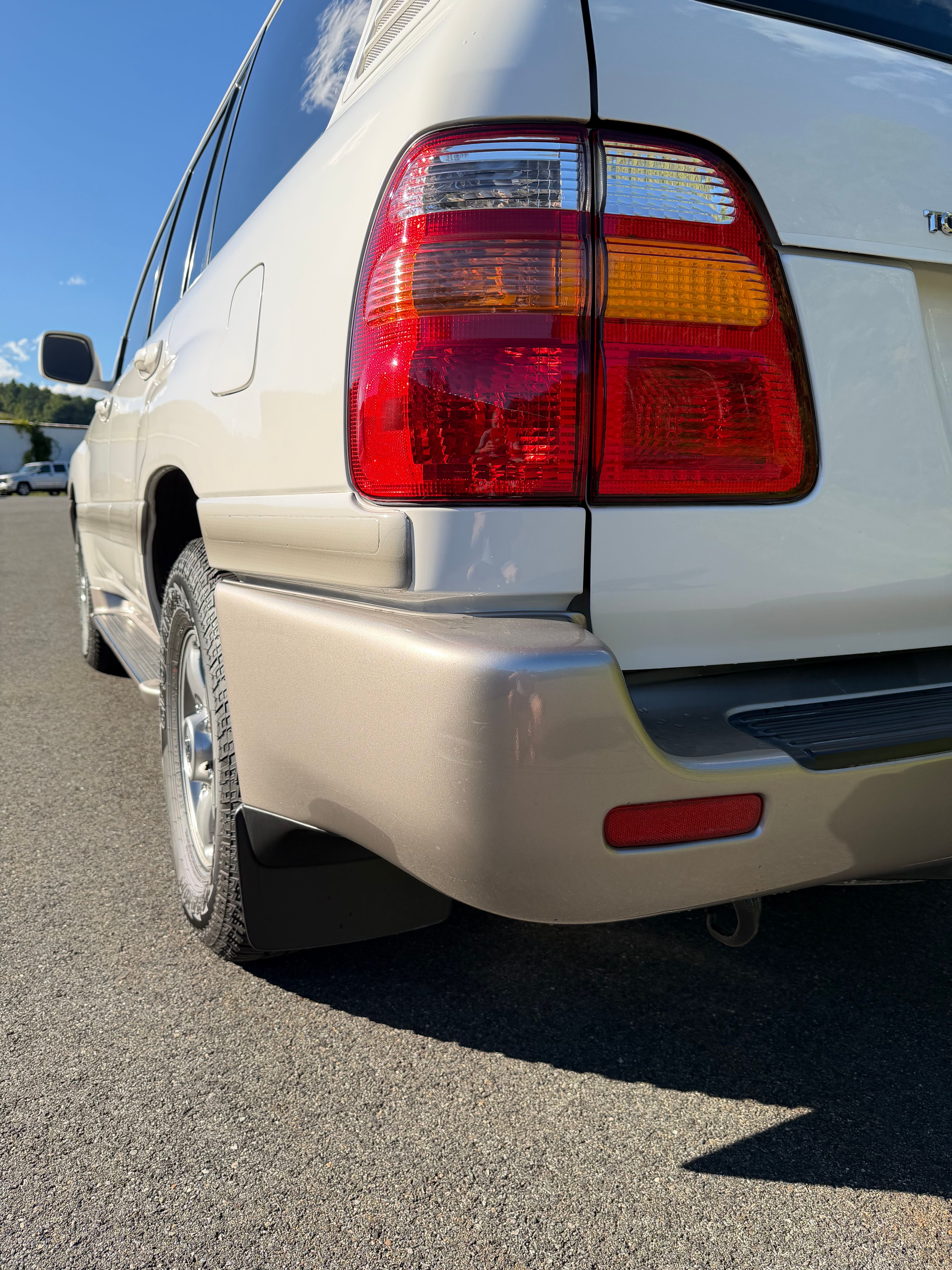 Used 2002 Toyota Land Cruiser AWD/4WD image 5
