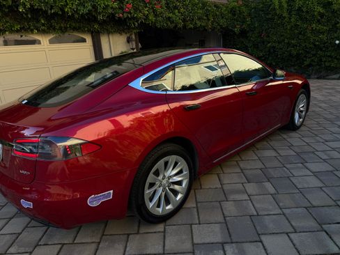 Used 2017 Tesla Model S 100D image 2