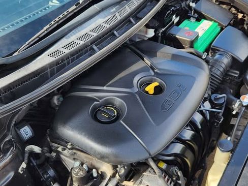 Used 2015 Kia Forte EX image 17