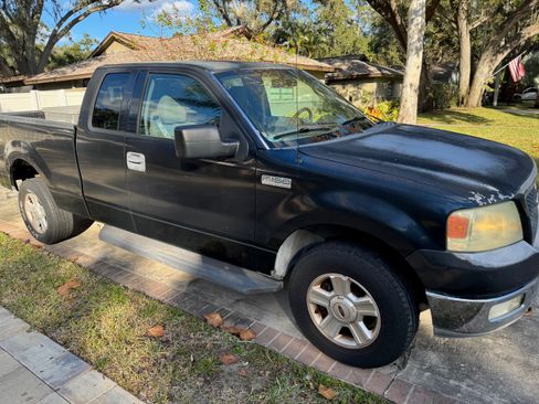 Used 2004 Ford F150 XLT image 2