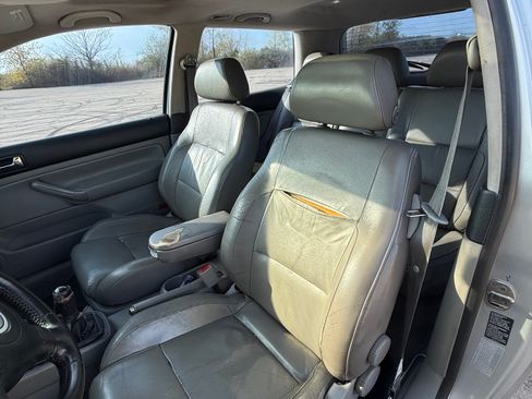 Used 2005 Volkswagen GTI FWD image 16