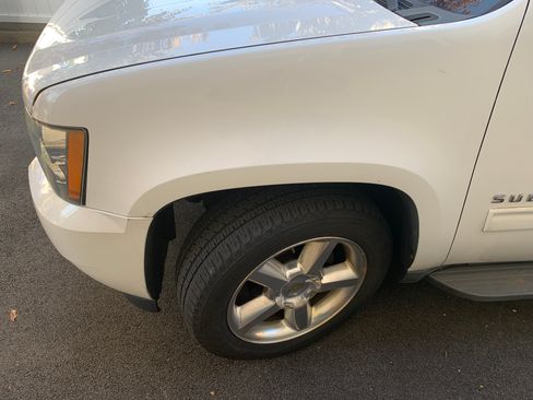 Used 2012 Chevrolet Suburban LT image 22