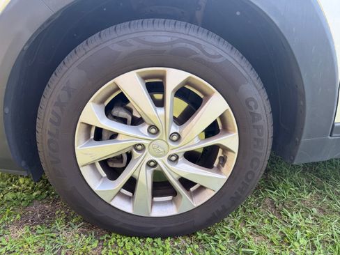 Used 2019 Hyundai Tucson Value image 8