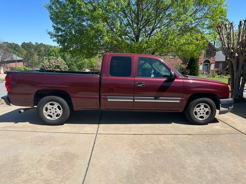 Used 2003 Chevrolet Silverado 1500 LS RWD image 1