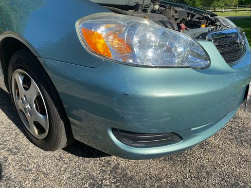 Used 2005 Toyota Corolla CE FWD image 12