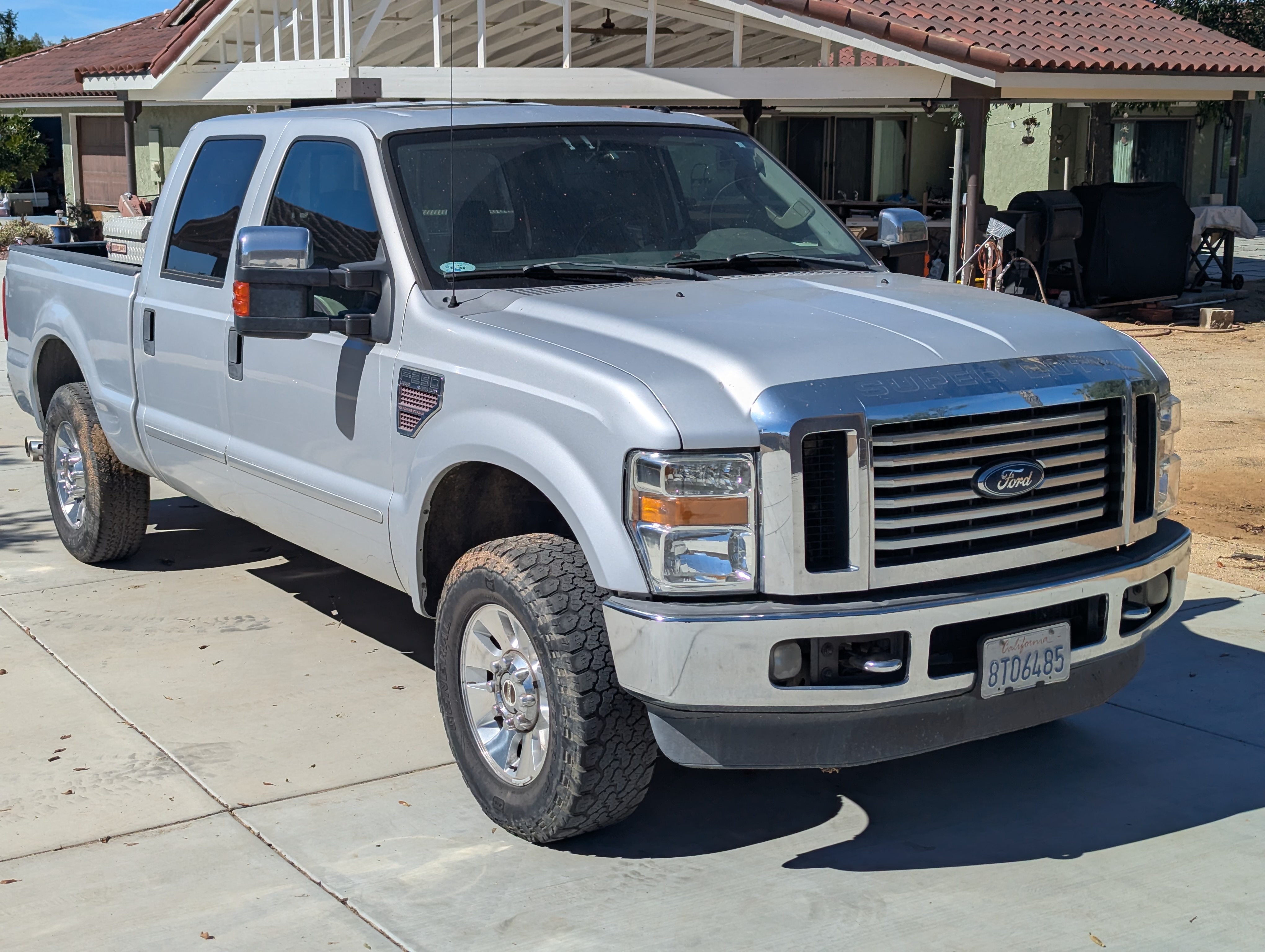 Used 2008 Ford F250 Lariat AWD/4WD image 1