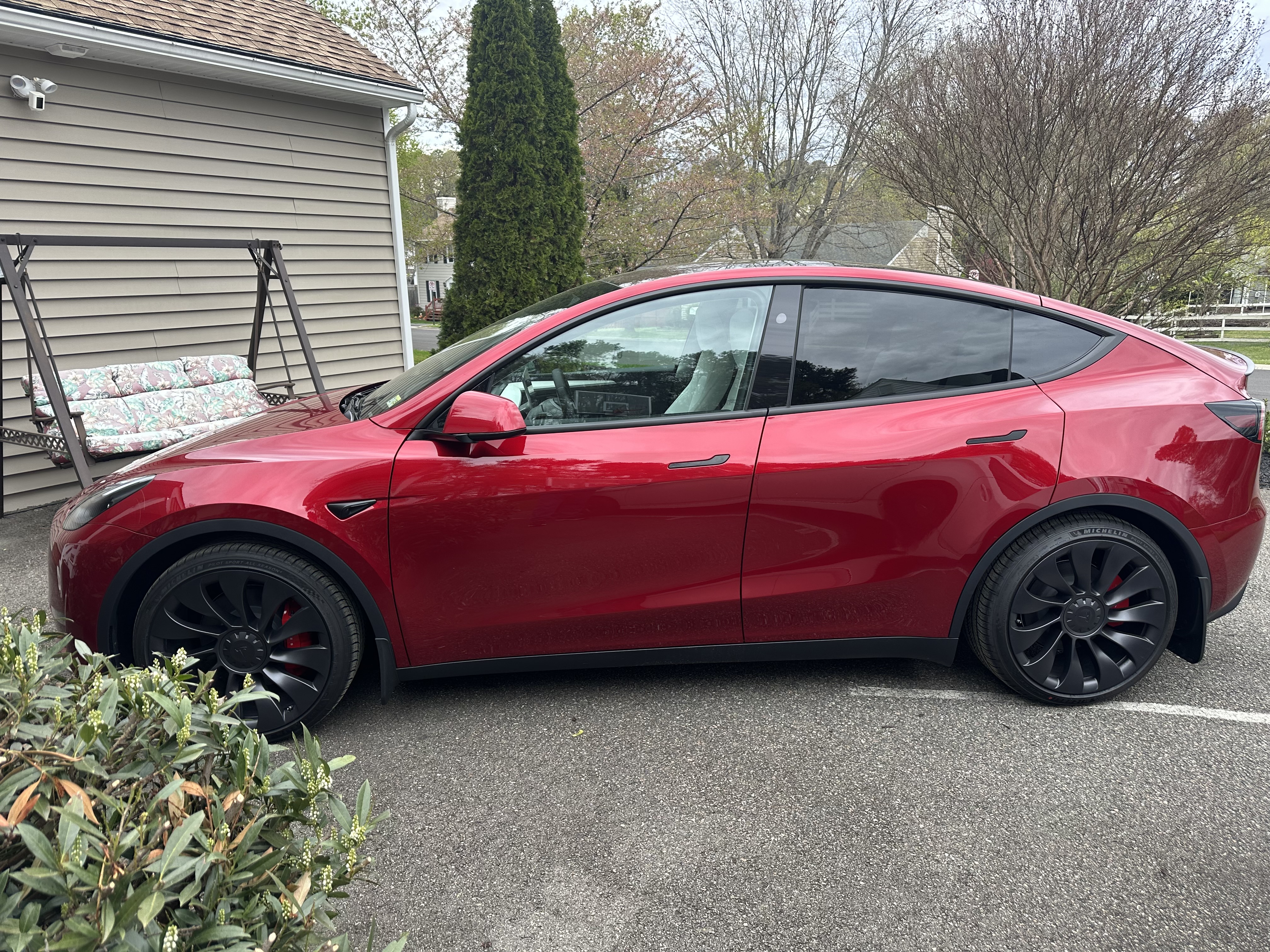 Used 2024 Tesla Model Y Performance AWD/4WD image 5