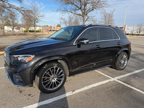 Used 2024 Mercedes-Benz GLE 450 4MATIC image 2