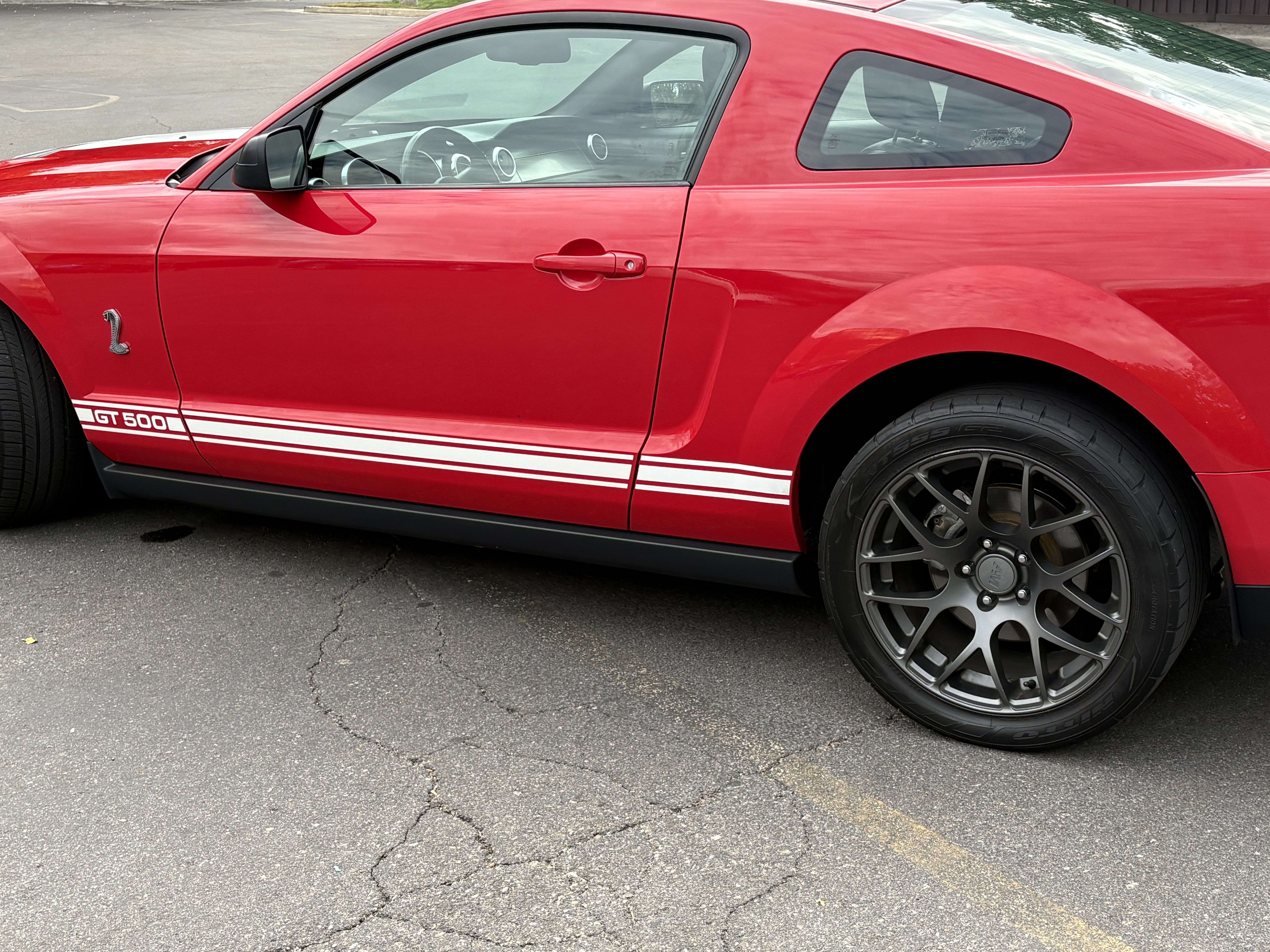 Used 2007 Ford Mustang Shelby GT500 RWD image 13