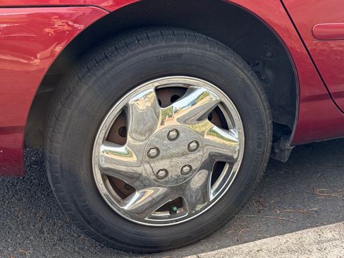 Used 2006 Toyota Corolla LE image 17