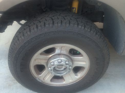Used 2005 Ford F350 Lariat AWD/4WD image 8
