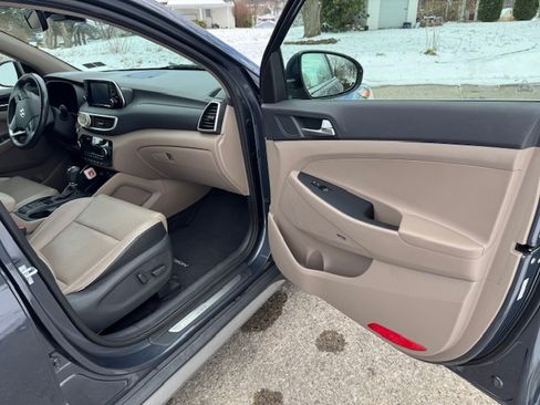 Used 2020 Hyundai Tucson Limited image 8