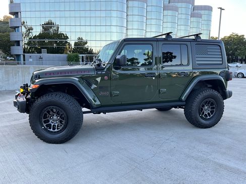 Used 2022 Jeep Wrangler Unlimited Rubicon w/ Xtreme Recon 35" Tire Package image 2