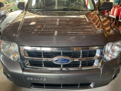 Used 2012 Ford Escape XLS image 9