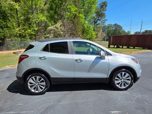 Used 2017 Buick Encore Preferred FWD image 8