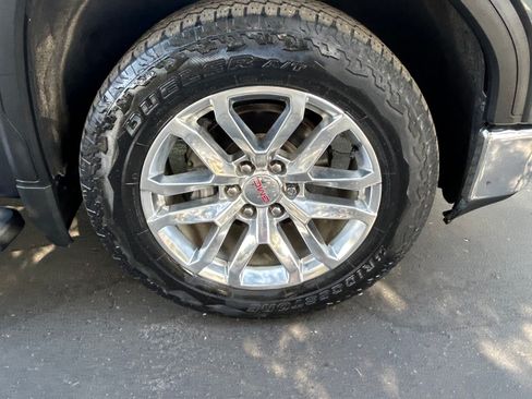 Used 2019 GMC Sierra 1500 SLT w/ SLT Premium Plus Package image 21