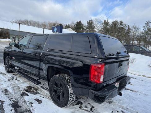 Used 2018 Chevrolet Silverado 1500 LTZ Z71 w/ LTZ Plus Package image 2