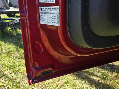 Used 2014 Ford F150 Raptor w/ Equipment Group 801A Luxury image 10