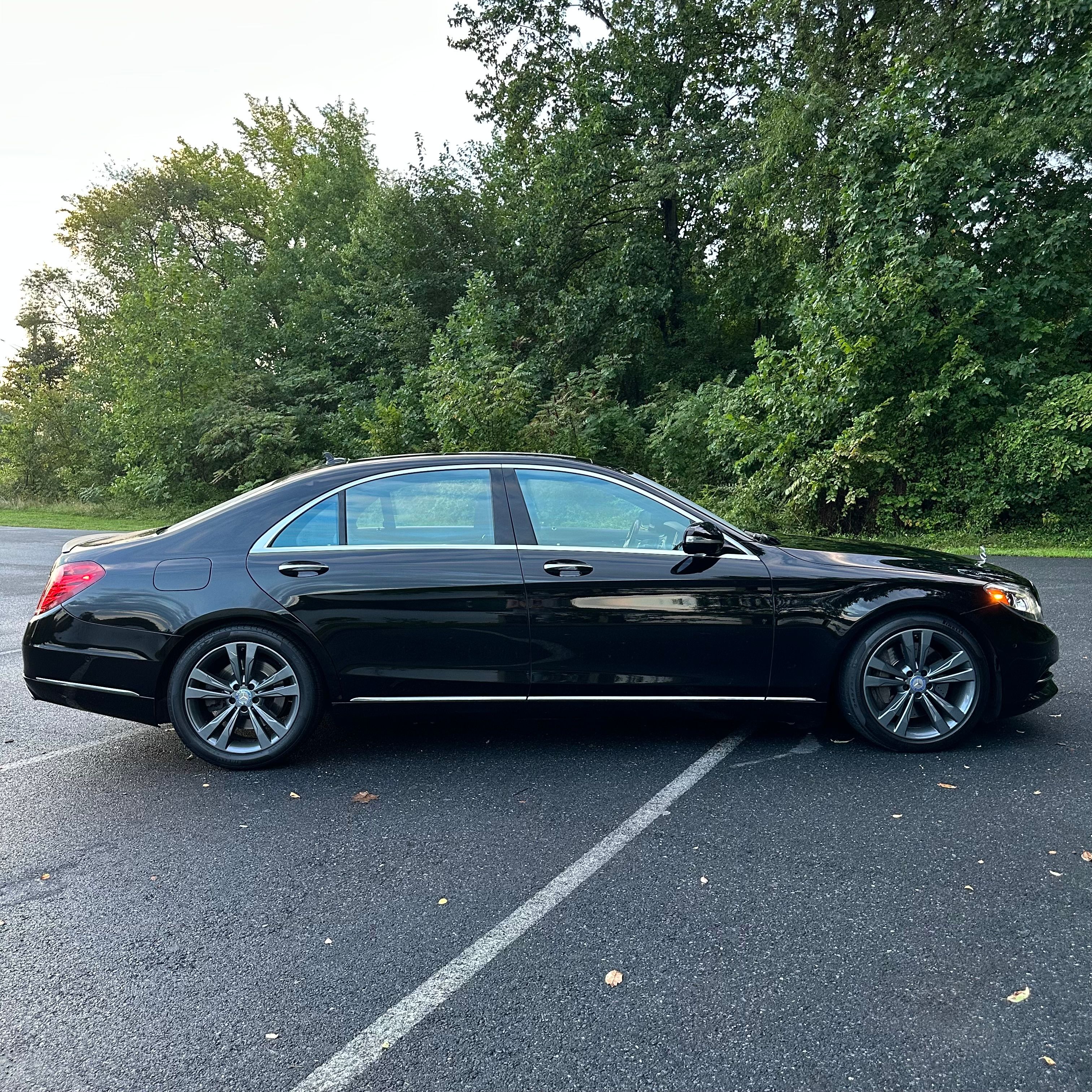 Used 2015 Mercedes-Benz S 550 4MATIC Sedan image 24