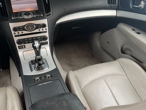 Used 2009 INFINITI G37 37x Sedan 4D w/ Premium Pkg image 9