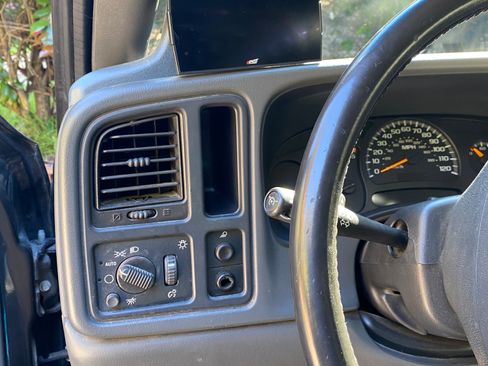 Used 2003 Chevrolet Silverado 3500 LS RWD image 8