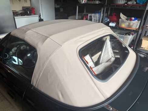 Used 2003 MAZDA MX-5 Miata LS RWD image 15