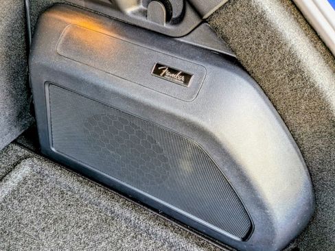 Used 2013 Volkswagen Beetle 2.0T image 18