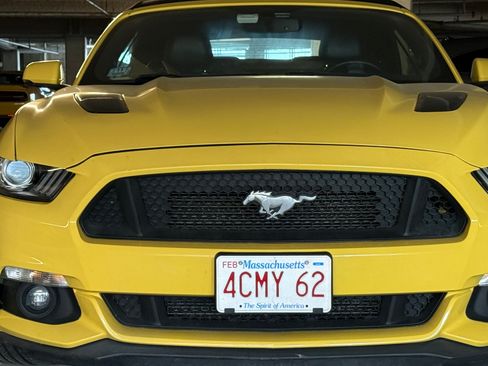 Used 2017 Ford Mustang GT Premium RWD image 25