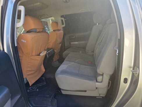 Used 2012 Toyota Tundra 2WD CrewMax w/ SR5 Pkg image 10