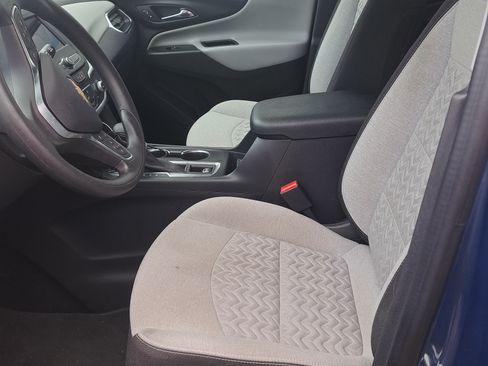 Used 2024 Chevrolet Equinox LS w/ LS Convenience Package image 8