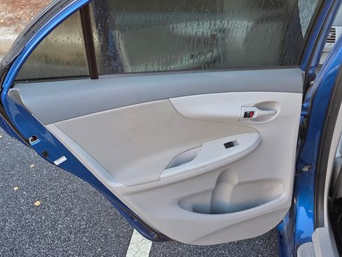 Used 2009 Toyota Corolla LE image 11