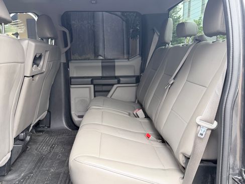 Used 2019 Ford F250 XL w/ Power Equipment Group image 9