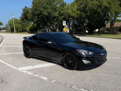 Used 2015 Hyundai Genesis 3.8 RWD image 4