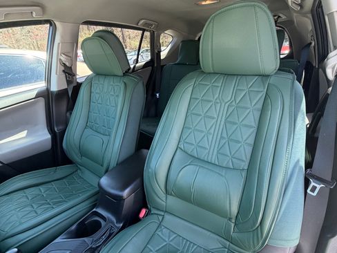 Used 2015 Toyota RAV4 LE AWD/4WD image 6