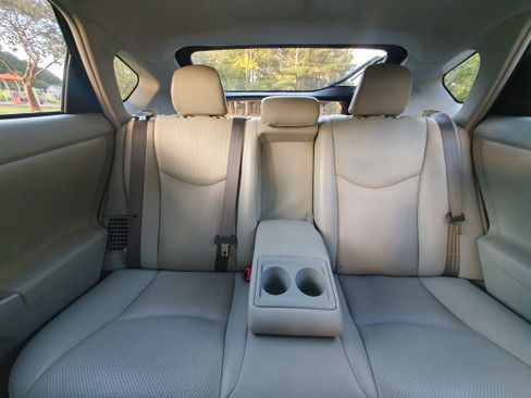 Used 2012 Toyota Prius Three image 11