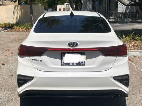 Used 2021 Kia Forte LXS FWD image 6