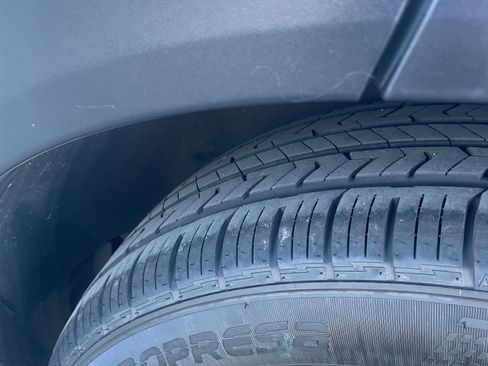Used 2024 Honda HR-V Sport image 12