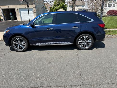 Used 2017 Acura MDX SH-AWD w/ Technology Package image 1