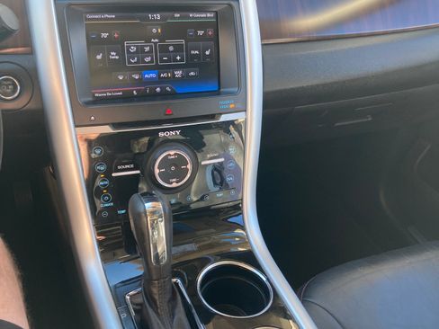 Used 2013 Ford Edge Limited image 6