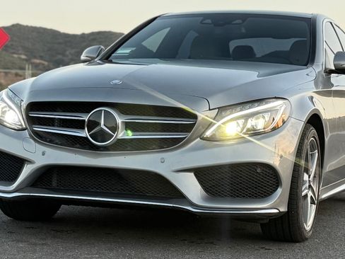 Used 2015 Mercedes-Benz C 400 4MATIC image 1