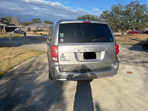 Used 2019 Dodge Grand Caravan GT image 11