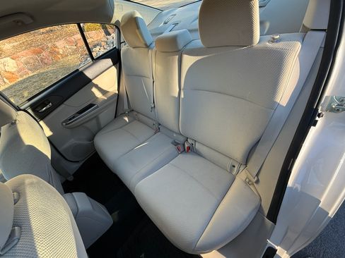 Used 2016 Subaru Impreza 2.0i Premium image 5