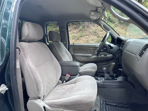Used 2003 Toyota Tacoma 4x4 Xtracab V6 w/ Convenience Pkg image 26
