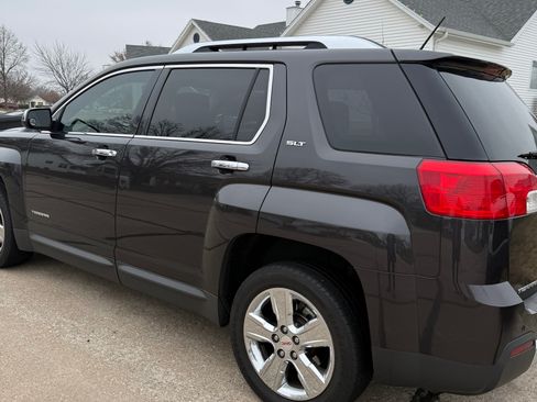 Used 2015 GMC Terrain SLT image 1