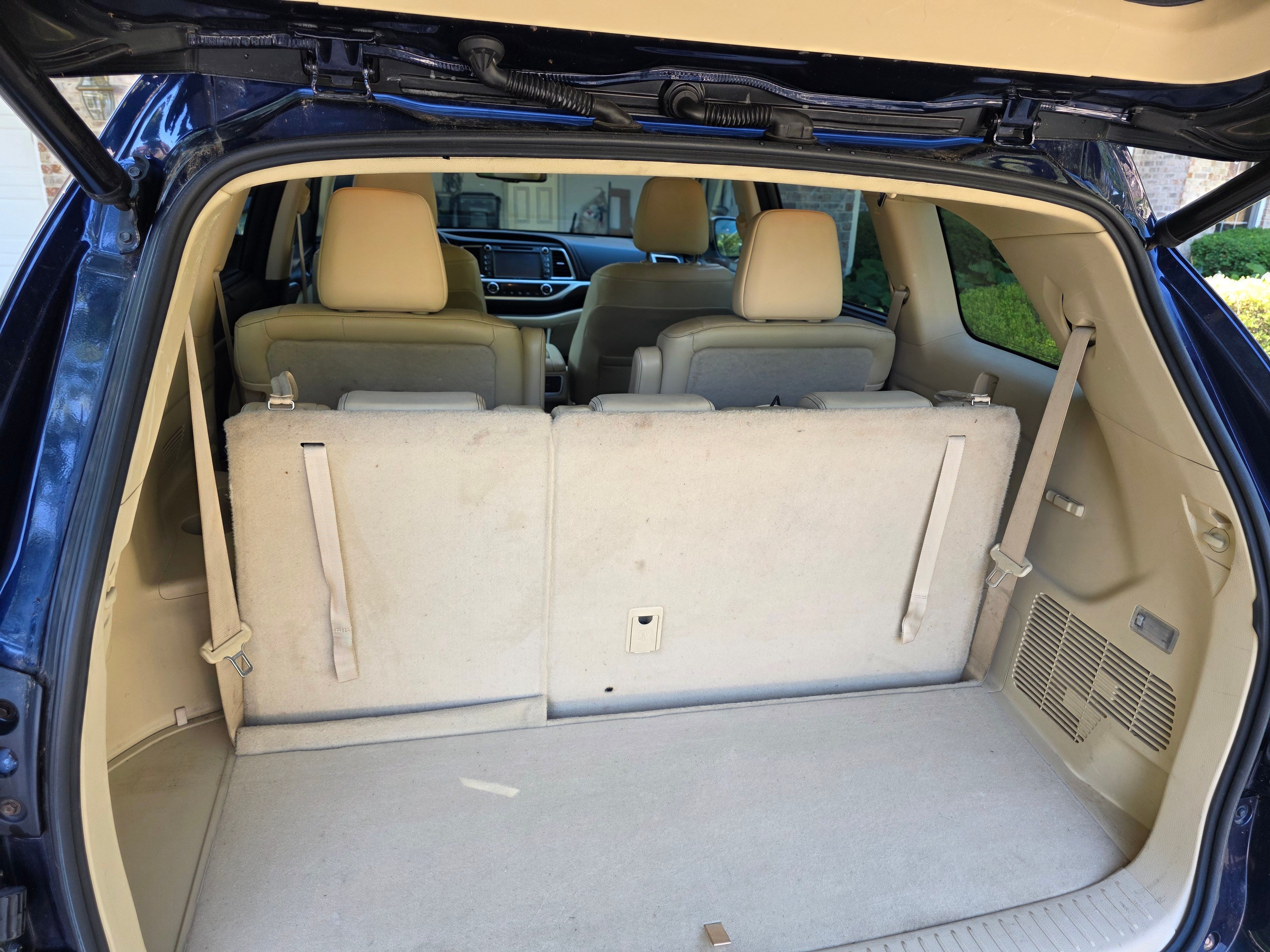 Used 2014 Toyota Highlander Limited AWD/4WD image 11
