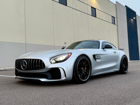 Used 2018 Mercedes-Benz AMG GT R image 9