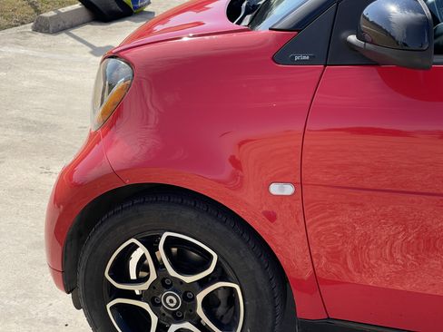 Used 2017 smart fortwo Prime image 24