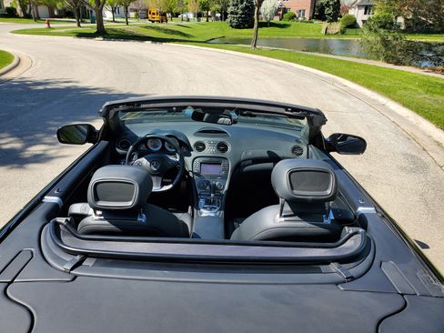 Used 2011 Mercedes-Benz SL 63 AMG image 30