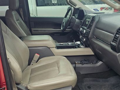 Used 2019 Ford Expedition Limited w/ Equipment Group 302A